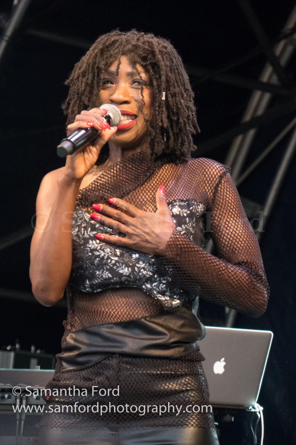 Heather Small M People